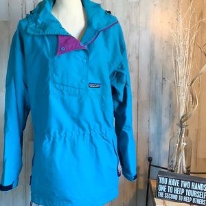 Patagonia women’s pullover ski jacket. Size 12